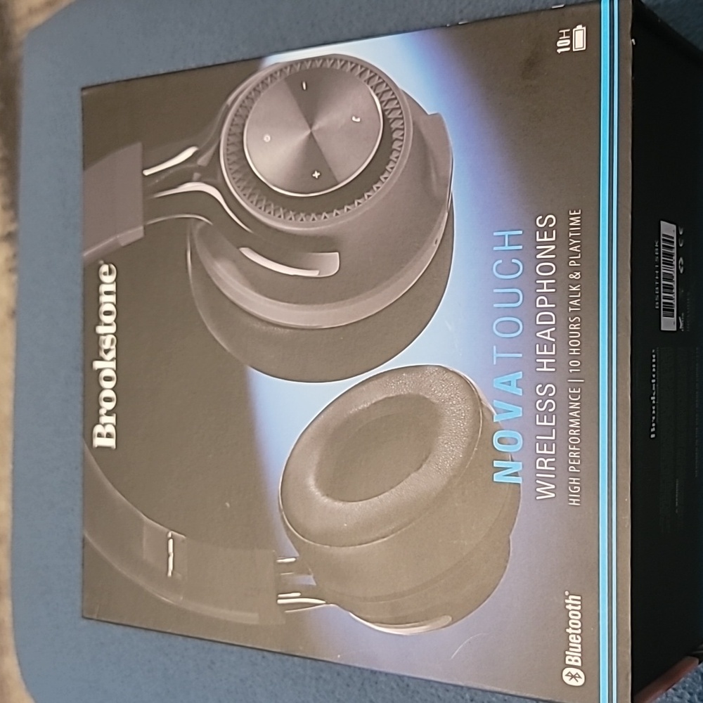 Wireless headphones